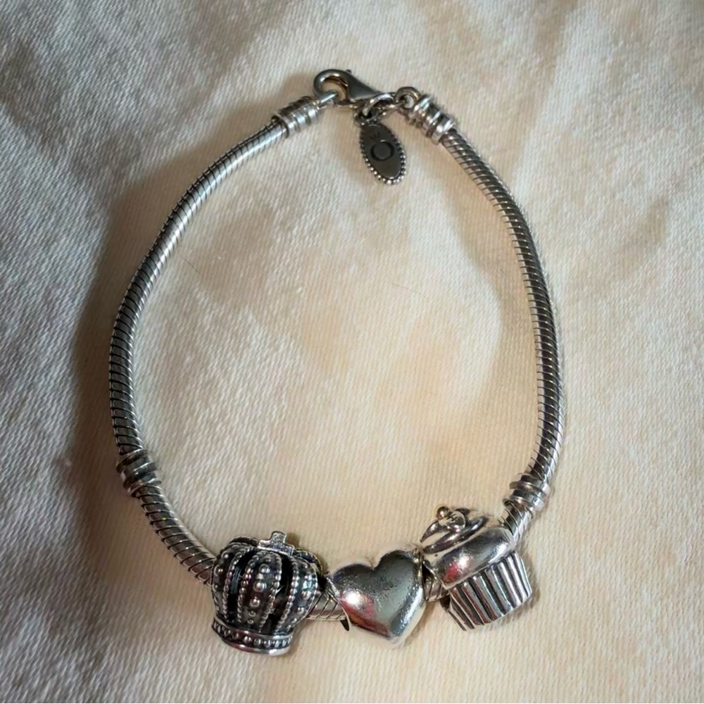Pandora Sterling Silver Snake Chain Bracelet with 3 Silver Charms EUC